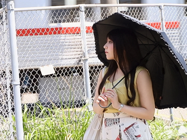 【人妻の禁断プレイ】『旦那じゃ物足りないの…』欲求不満な若妻がホテルで大胆不倫！濡れまくるオマ○コにチ○ポをねだる姿は、旦那には見せられないエロさ全開！