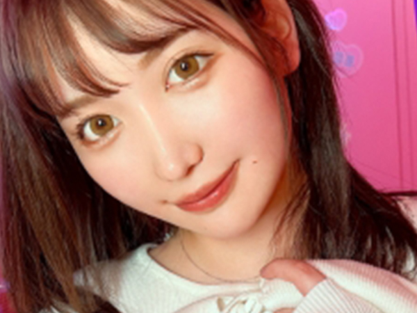 【Hカップ美女とエロい休日】 ホテルでおっぱい揉みまくり！ パイパンま○こを責めて、潮吹きするまでイカせまくる！