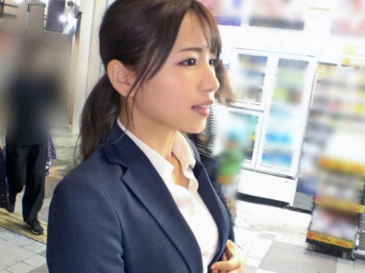 【スーツ姿のOLをナンパ即ハメ】『ダメ…仕事中なのに…』黒パンストを破られ、敏感なマンコを激しく突かれ、理性崩壊！仕事を忘れて乱れまくるお姉さん♡