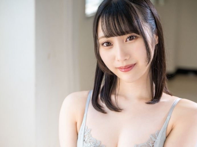 【北の国からやってきた純粋少女】『東京でこんなこと…』雪国育ちの清純派美少女が、都会でエッチな体験！真っ白な美肌とプリッと弾ける美尻がたまらない♡