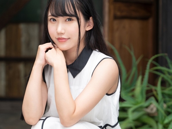 【小柄美人妻の敏感ボディ】『ダメ、壊れちゃう…』華奢な人妻が鬼ピストンで大絶叫！！ピンクの秘部から大量の愛液が…♡小柄な身体が震える姿がエロすぎる！！