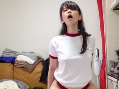 【ブルマ美少女の敏感ボディ】 透け乳首がエロ可愛い♡ 騎乗位でポルチオを刺激され、痙攣しながらイキまくる！