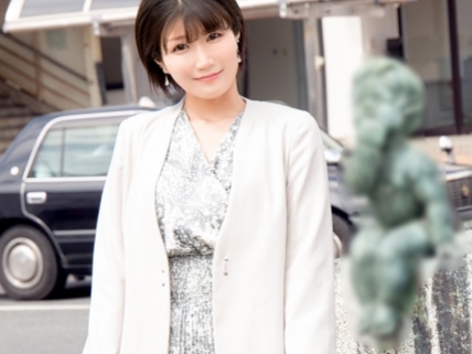 【若妻の危険な不倫】『旦那じゃ満足できない…』欲求不満なヤリマン若妻が他人棒で濃厚セックス！痴女マンコが快感に溺れ、イキまくる姿は必見！！♡