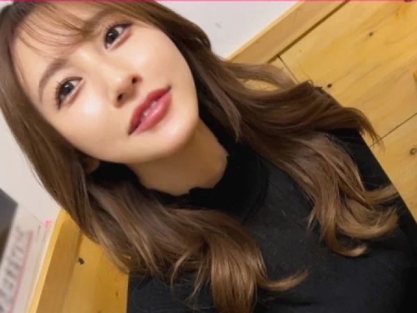 【S級美人妻の不倫種付け交尾】ご無沙汰マ○コに同級生の他人チ○ポがズッポリ！！性欲爆発でうっとり痙攣イキ！！美しすぎる人妻が禁断のエロを魅せる！！