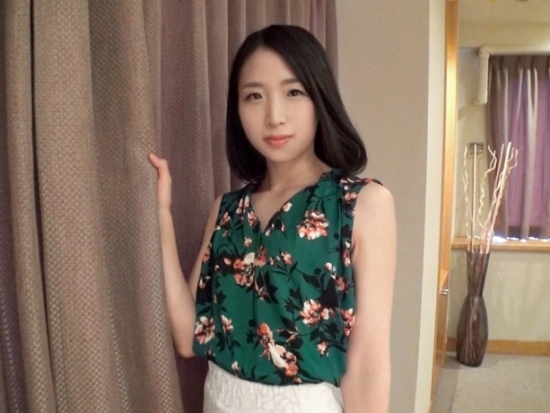 【美巨乳お姉さん】スレンダー美女が騎乗位で激しく腰振り！キレイなカラダを震わせながら快感に溺れる姿がエロすぎる♡チ○ポに乱れる美しさに大興奮間違いなし！