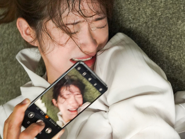 【婚約者の無力さ】『やだ…やめてよ！』結婚直前の美人教師が同僚に襲われ、無理やり犯される！『助けて！』と叫ぶも、強制的な挿入とイラマで抵抗できず…純粋な愛が汚される瞬間を目の当たりに！