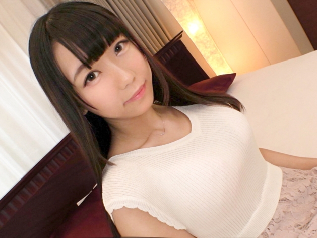 【キュートな美尻美少女】『もっと激しくして…』スレンダーなカラダをネットリとまさぐられ、濃厚セックスに夢中！美尻を揺らしながら、悶えまくる姿がたまらなくエロい！感じまくる美少女の喘ぎ声が響く！♡