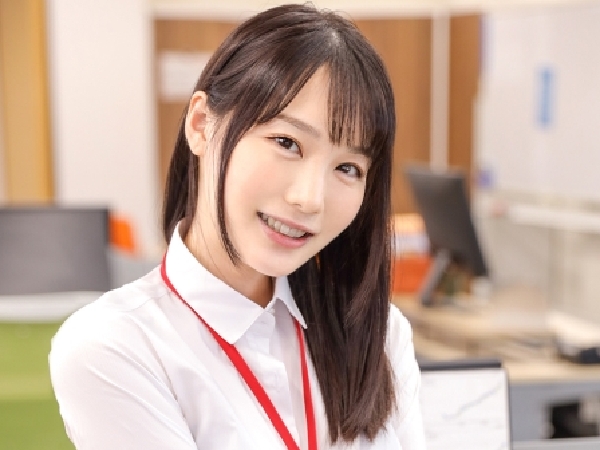 【オフィス不倫の禁断プレイ】『旦那じゃ満足できないの…』欲求不満な人妻社員が上司と社内で過激セックス！仕事中の密会で火照るカラダと喘ぎ声が止まらない♡