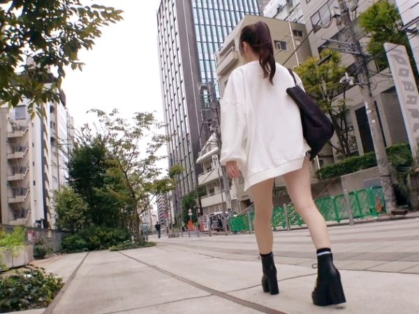 【アイドル志望のスレンダー美少女】『私、エッチなこと頑張ります！』全身リップで男を骨抜きにする小悪魔テク！手コキフェラでザーメンごっくんしちゃうドスケベ娘♡